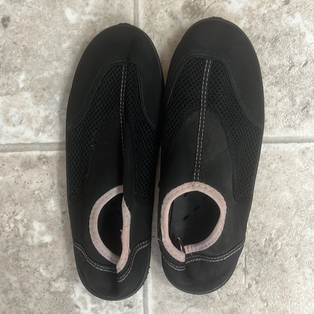 Water shoes Womens size 7